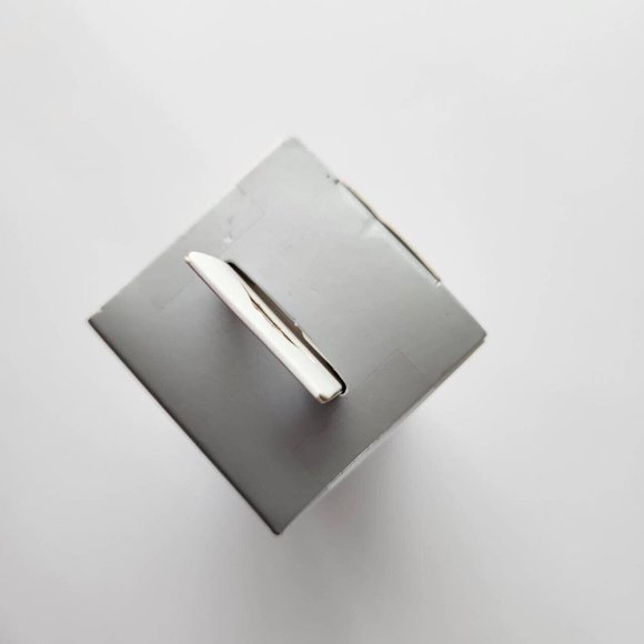 Cricut Joy Smart Iron-On Roll - 5.5" x 24" - Matte Silver StrongBond - Picture 7 of 7